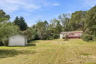648 Crystal Dr, Hendersonville, NC 28791 - Photo 24