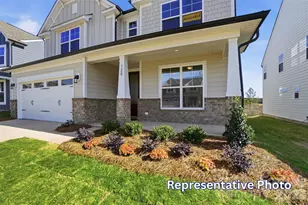 2752 Ashton Pk Ln, Monroe, NC 28110 - Photo 2