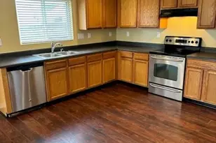13607 Riding Hill Ave, Charlotte, NC 28213 - Photo 4