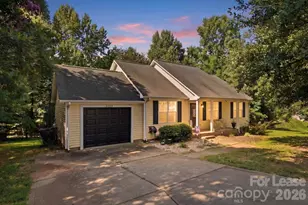 4089 Fallen Pine Rd, Sherrills Ford, NC 28673 - Photo 1