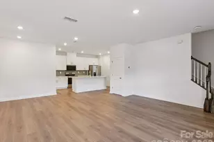 7292 Yardley St, Gastonia, NC 28056 - Photo 2