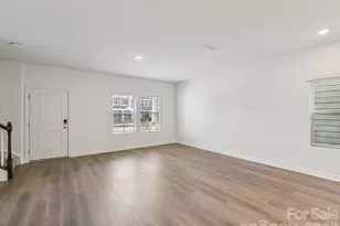 7292 Yardley St, Gastonia, NC 28056 - Photo 4
