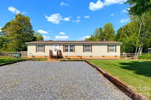 6858 Long Island Rd, Catawba, NC 28609 - Photo 2