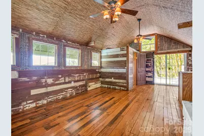 500 E Poplar Drive, Hendersonville, NC 28792 - Photo 32