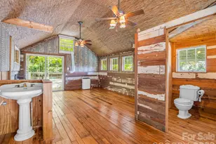 500 E Poplar Dr, Hendersonville, NC 28792 - Photo 22