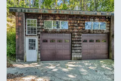 500 E Poplar Drive, Hendersonville, NC 28792 - Photo 38