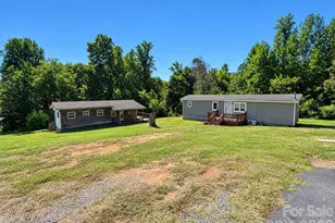 118 Hamlet Pl, Ronda, NC 28670 - Photo 1