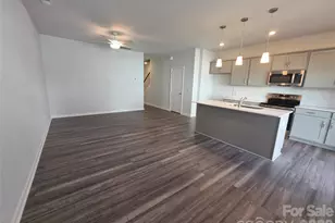 6318 Abelia Ave, Charlotte, NC 28269 - Photo 6