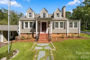 625 E Park Dr, Lincolnton, NC 28092 - Photo 1