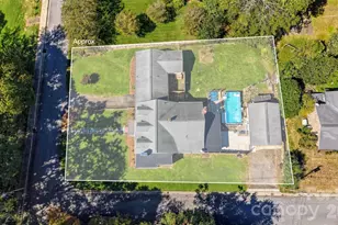 625 E Park Dr, Lincolnton, NC 28092 - Photo 36