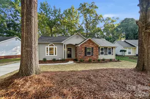 6044 Acadian Woods Dr, Charlotte, NC 28227 - Photo 6