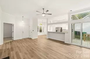 6044 Acadian Woods Dr, Charlotte, NC 28227 - Photo 10