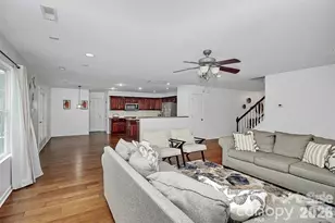 3133 Huntington Ridge Ct, Matthews, NC 28105 - Photo 4