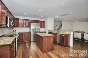 3133 Huntington Ridge Ct, Matthews, NC 28105 - Photo 6