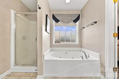 2741 25th Street NE, Hickory, NC 28601 - Photo 20