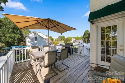 2741 25th Street NE, Hickory, NC 28601 - Photo 32