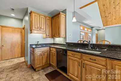 84 Silverado Trail, Whittier, NC 28789 - Photo 14