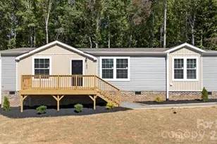 180 Christophers Ct, Lexington, NC 27295 - Photo 1
