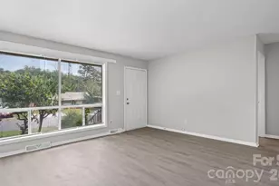 4926 Malibu Dr, Charlotte, NC 28215 - Photo 8