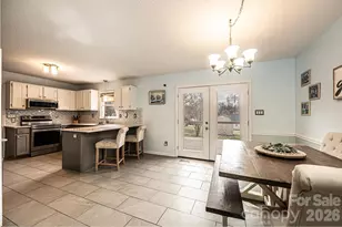 2487 Ashford Dr, Newton, NC 28658 - Photo 12