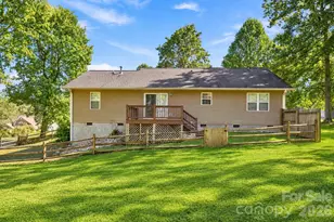 127 Chestnut Ln, Hendersonville, NC 28792 - Photo 24