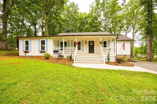 221 5th St NE, Conover, NC 28613 - Photo 1
