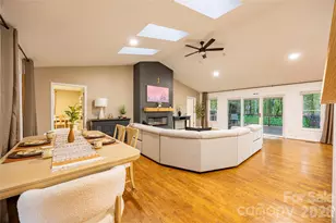 221 5th St NE, Conover, NC 28613 - Photo 4