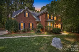 3564 Weddington Oaks Dr, Matthews, NC 28104 - Photo 2