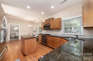 6401 Morningsong Ln, Charlotte, NC 28269 - Photo 22