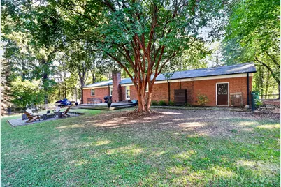 4301 Red Berry Court, Charlotte, NC 28213 - Photo 34