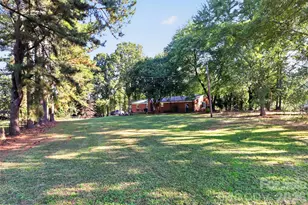 4301 Red Berry Ct, Charlotte, NC 28213 - Photo 36