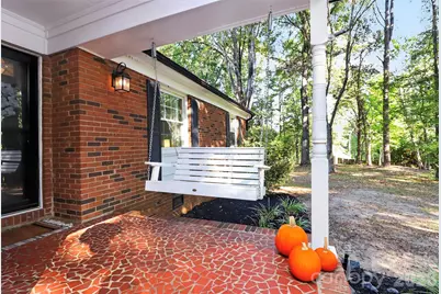 4301 Red Berry Court, Charlotte, NC 28213 - Photo 4