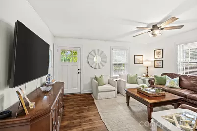 3225 Commonwealth Avenue, Charlotte, NC 28205 - Photo 4