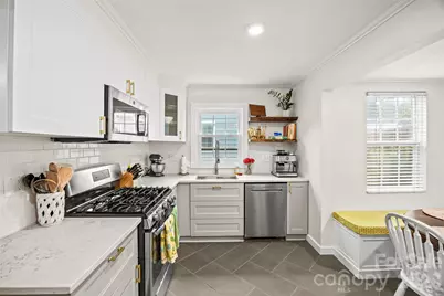 3225 Commonwealth Avenue, Charlotte, NC 28205 - Photo 10