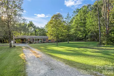 1875 Davis Circle, Clover, SC 29710 - Photo 4