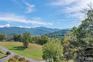 360 Skylark Ln, Waynesville, NC 28786 - Photo 16
