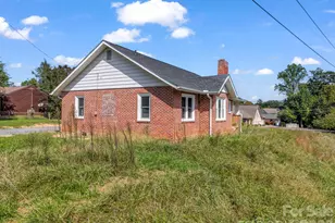 2 Roberts St, Fletcher, NC 28732 - Photo 10