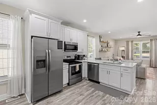 3425 Mable Hubbard Dr, Charlotte, NC 28208 - Photo 12