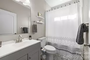 3425 Mable Hubbard Dr, Charlotte, NC 28208 - Photo 26