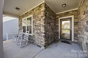 219 Canada Dr, Statesville, NC 28677 - Photo 2