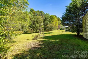 2586 Kim Miller Rd, Lake Toxaway, NC 28747 - Photo 38