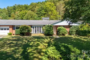 2586 Kim Miller Rd, Lake Toxaway, NC 28747 - Photo 2