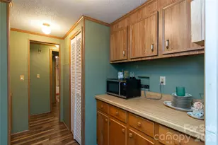 204 Grove Rd, Sylva, NC 28779 - Photo 20