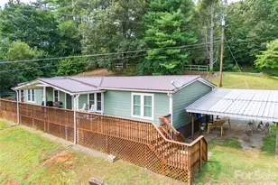 204 Grove Rd, Sylva, NC 28779 - Photo 2