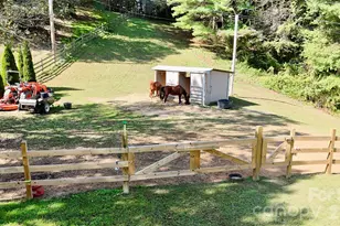 525 Silent Acres Rd, Waynesville, NC 28785 - Photo 38