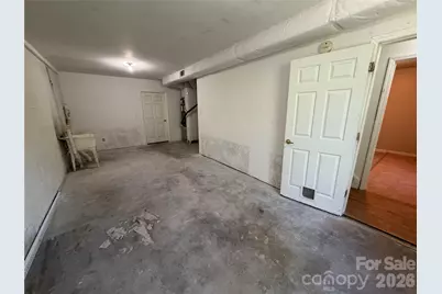 121 Merchant Street, Asheville, NC 28803 - Photo 32