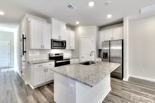 840 Gerard Bay Dr, Fort Mill, SC 29715 - Photo 4