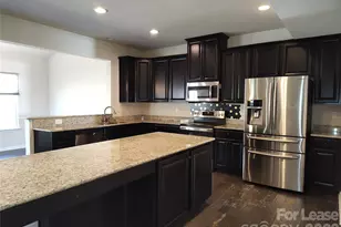1737 Mill Creek Ln, Concord, NC 28025 - Photo 2