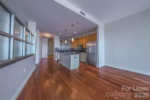 333 W Trade St, Charlotte, NC 28202 - Photo 14