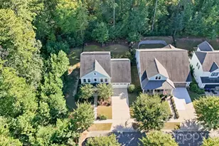 736 Yellow Jessamine Dr, Clover, SC 29710 - Photo 2